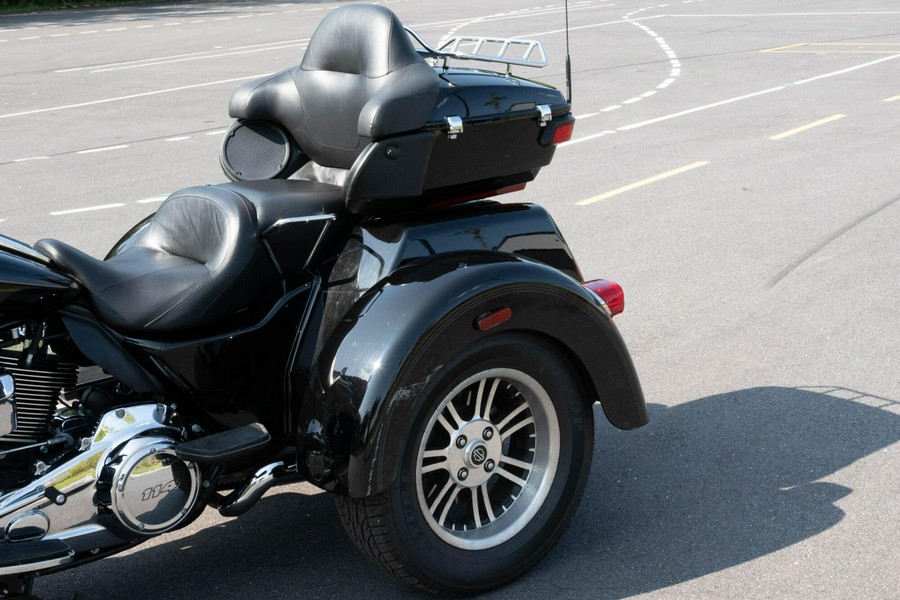 2020 Harley-Davidson Tri Glide Ultra FLHTCUTG