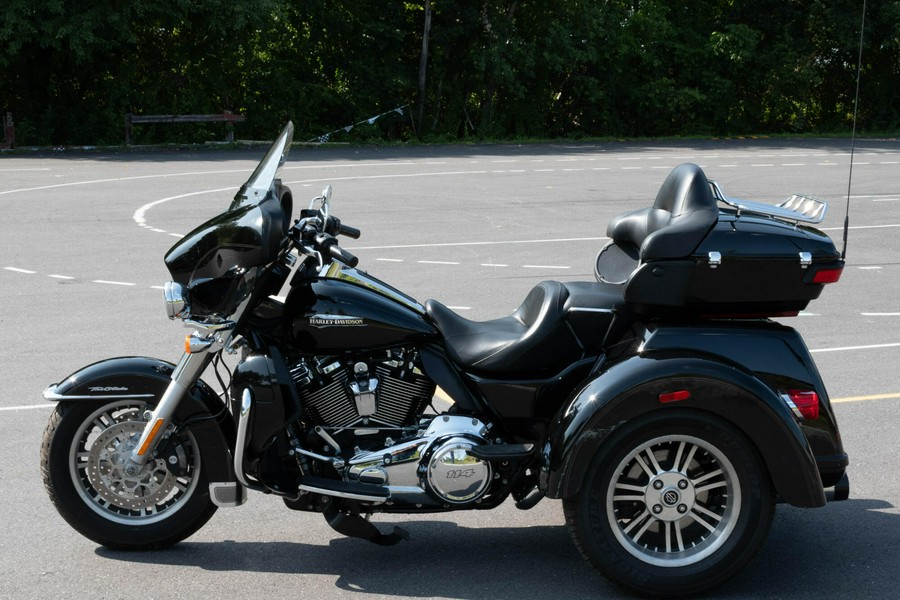 2020 Harley-Davidson Tri Glide Ultra FLHTCUTG