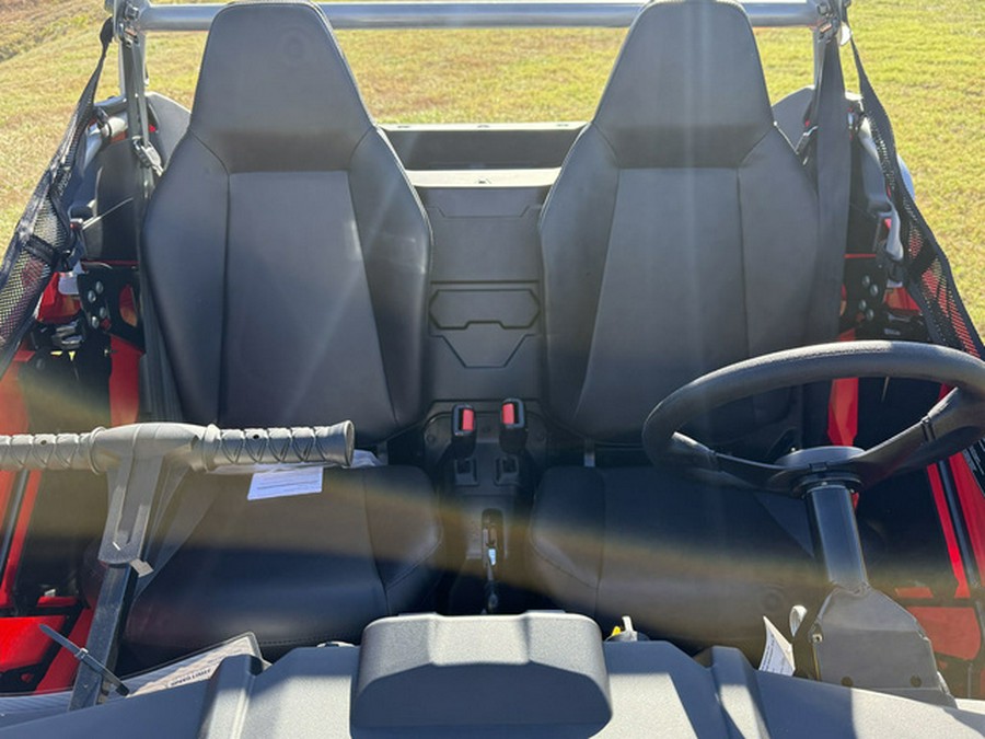 2026 Polaris RZR 200 EFI