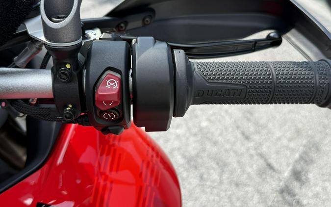 2026 Ducati MULTISTRADA V4 PIKES PEAK
