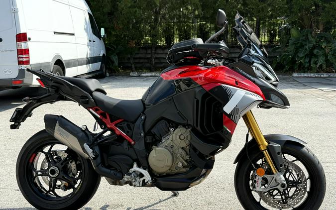 2026 Ducati MULTISTRADA V4 PIKES PEAK