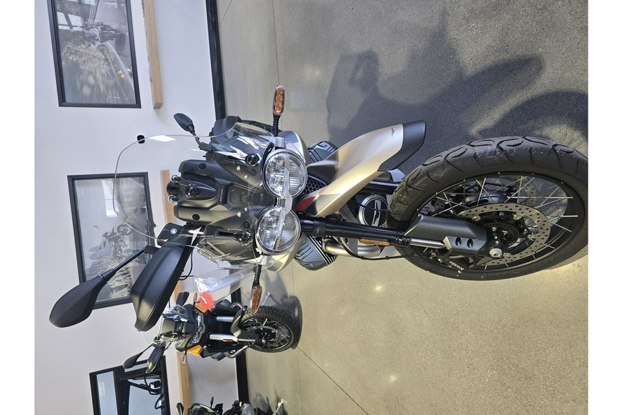 2025 Moto Guzzi V85 TT Travel
