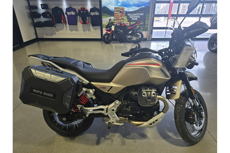 2025 Moto Guzzi V85 TT Travel
