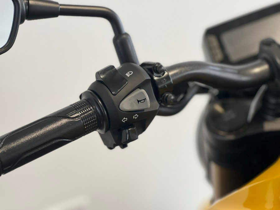 2025 Honda CB300R ABS