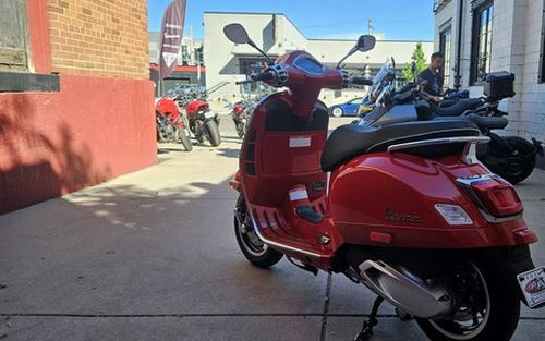 2027 Vespa GTS 310 Super