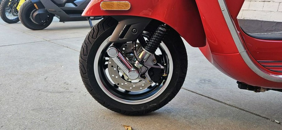 2027 Vespa GTS 310 Super