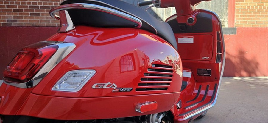 2027 Vespa GTS 310 Super