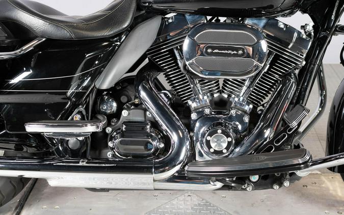 2016 Harley-Davidson Street Glide Special FLHXS