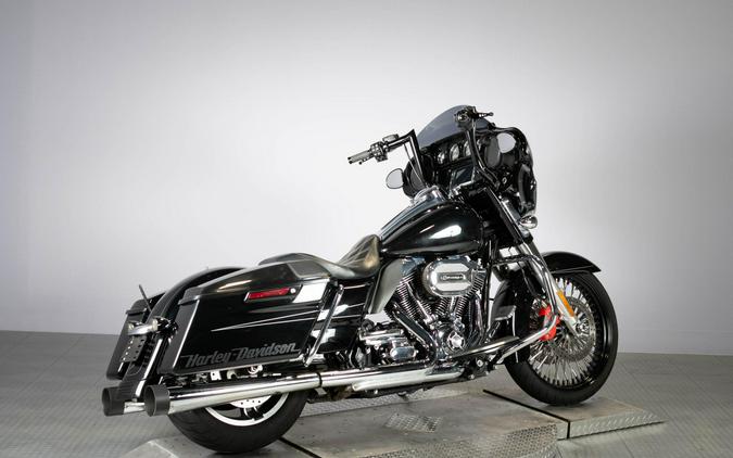 2016 Harley-Davidson Street Glide Special FLHXS
