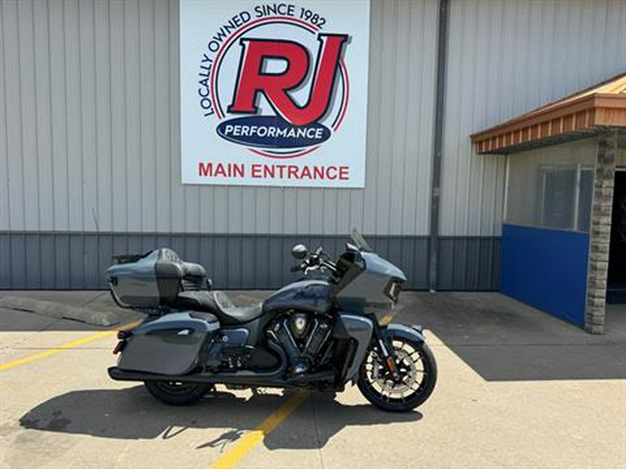 2024 Indian Motorcycle Pursuit® Dark Horse® with PowerBand Audio Package