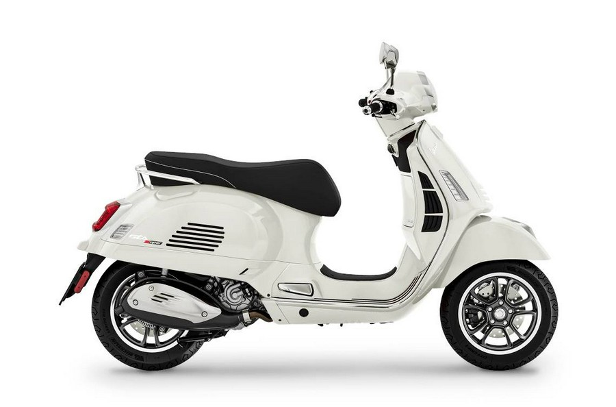 2023 Vespa GTS Super 300