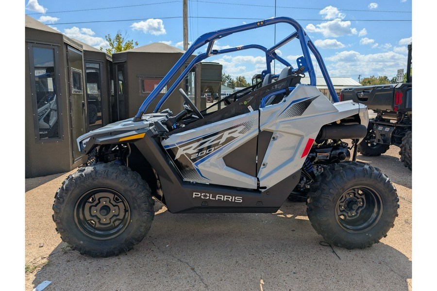 2026 Polaris RZR 200 EFI