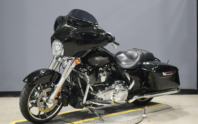 2023 Harley-Davidson Street Glide Vivid Black