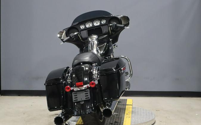 2023 Harley-Davidson Street Glide Vivid Black