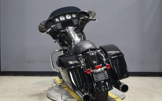 2023 Harley-Davidson Street Glide Vivid Black