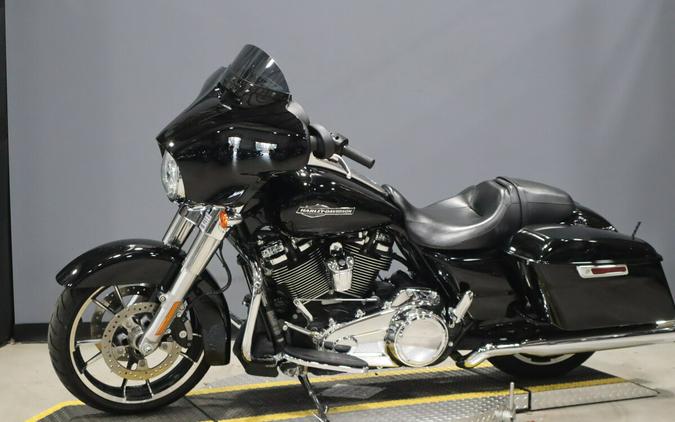 2023 Harley-Davidson Street Glide Vivid Black