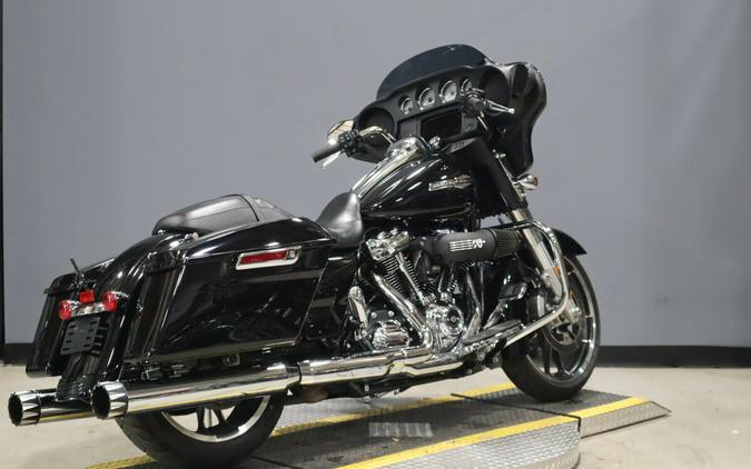 2023 Harley-Davidson Street Glide Vivid Black