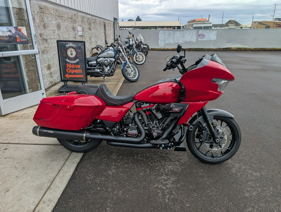 2025 Harley-Davidson CVO™ Road Glide® ST