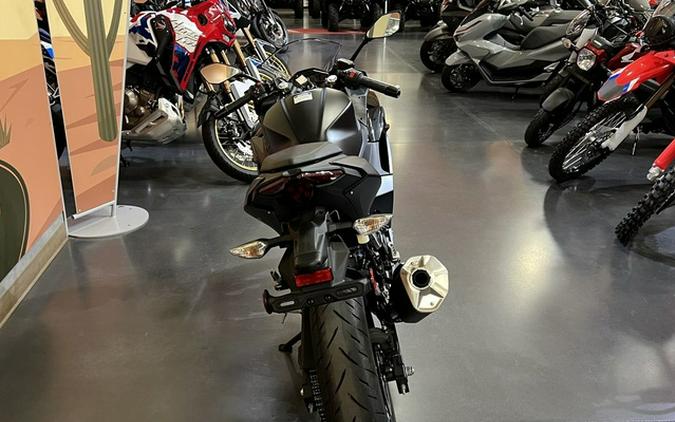 2026 Kawasaki Ninja 500 Metallic Flat Spark Black