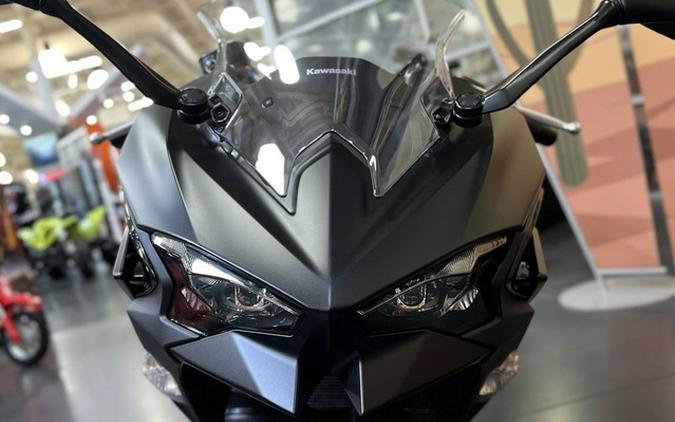 2026 Kawasaki Ninja 500 Metallic Flat Spark Black