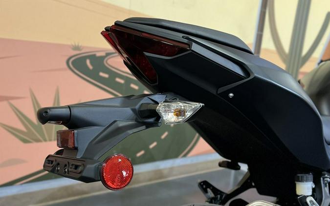 2026 Kawasaki Ninja 500 Metallic Flat Spark Black