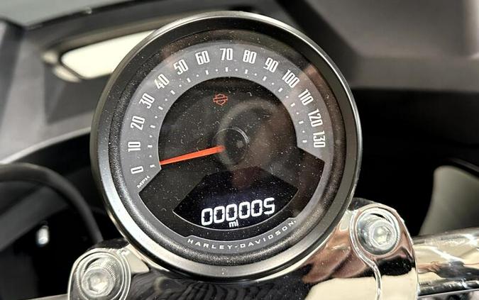 2026 Harley-Davidson® Low Rider® ST VIVID BLACK