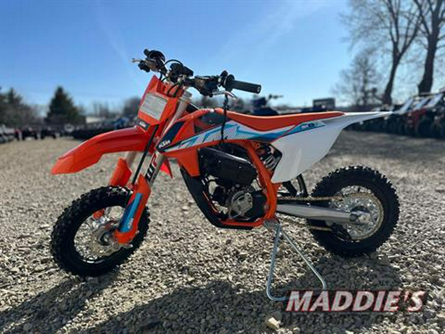 2024 KTM SX-E 3