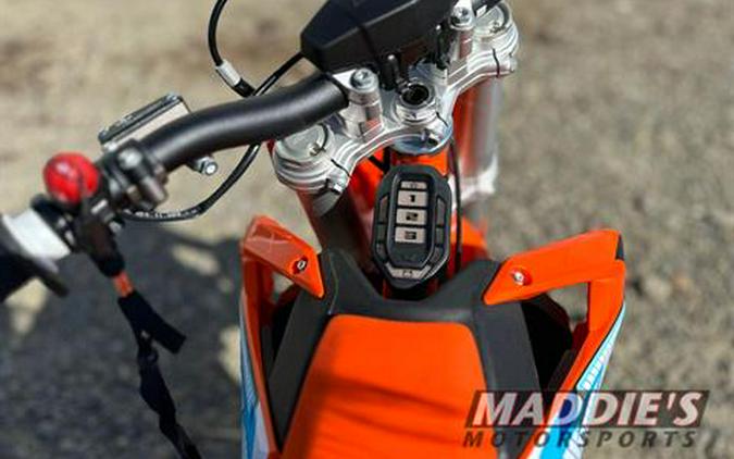 2024 KTM SX-E 3