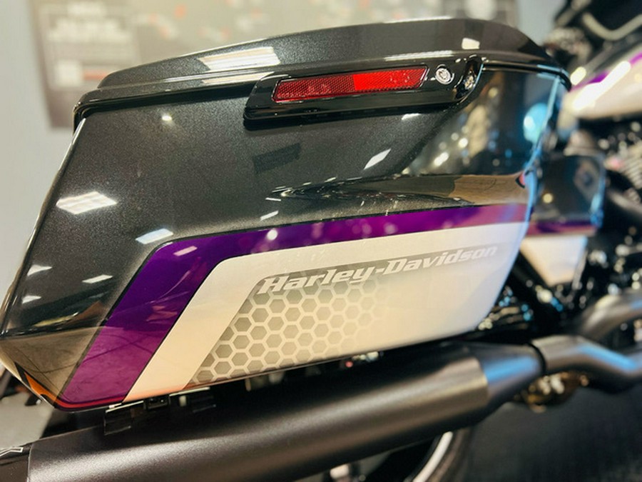 2024 Harley-Davidson FLHX - Street Glide