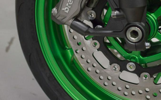 2025 Kawasaki Z900 SE ABS