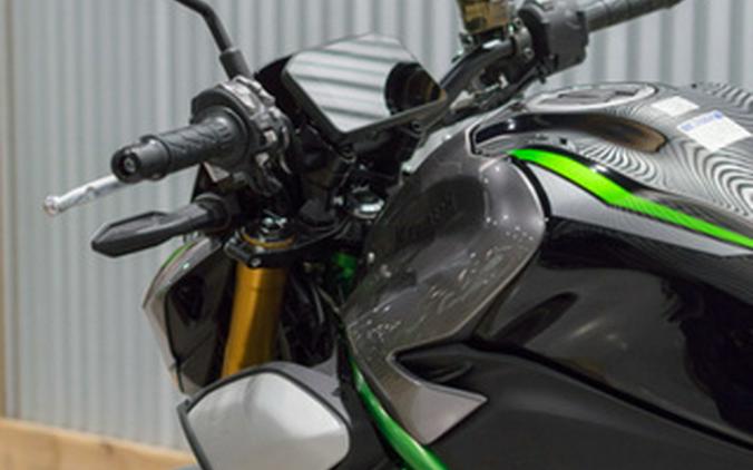2025 Kawasaki Z900 SE ABS