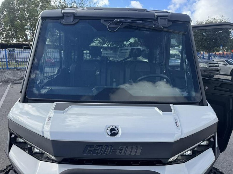 2026 Can-Am® Defender MAX Limited HD11