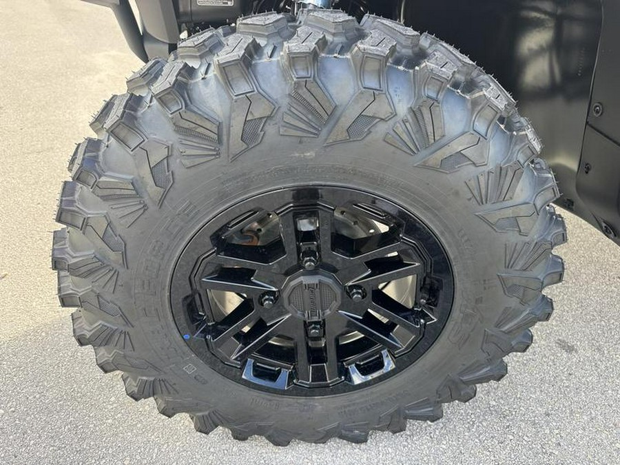 2026 Can-Am® Defender MAX Limited HD11