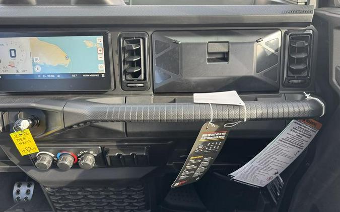 2026 Can-Am® Defender MAX Limited HD11