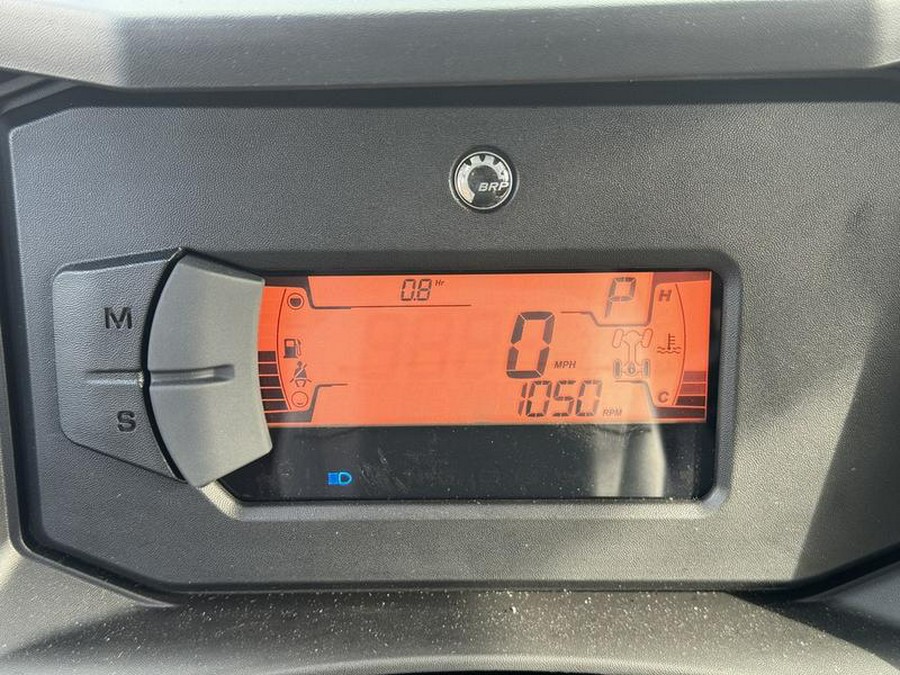 2026 Can-Am® Defender MAX Limited HD11