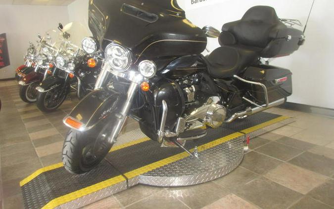 2017 Harley-Davidson® FLHTKL - Ultra Limited Low