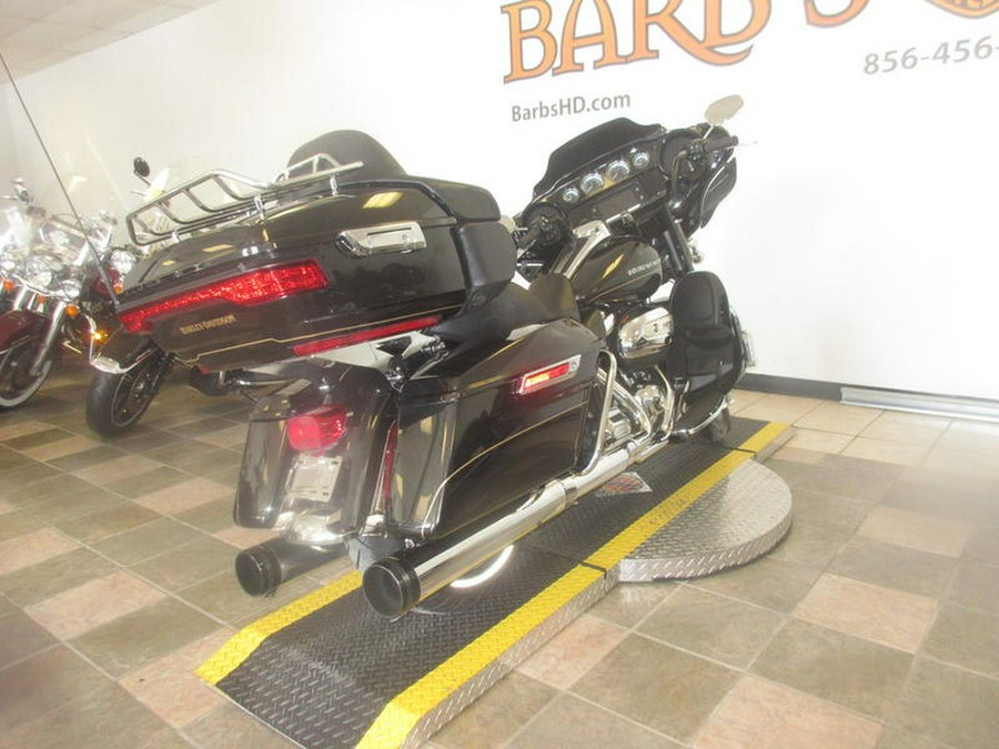 2017 Harley-Davidson® FLHTKL - Ultra Limited Low