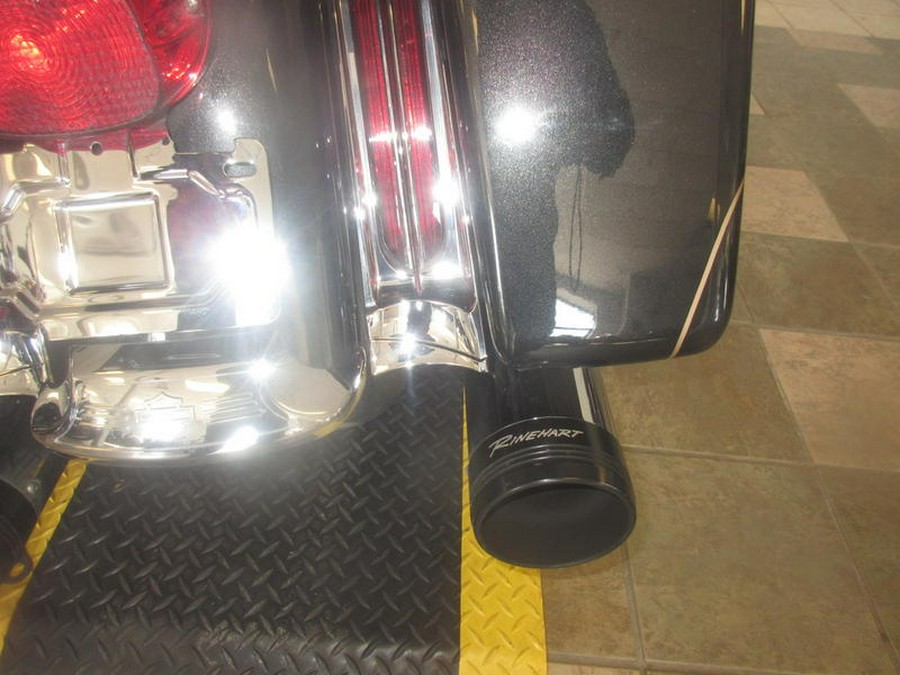 2017 Harley-Davidson® FLHTKL - Ultra Limited Low