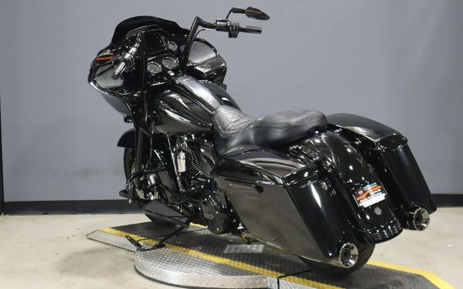 2021 Harley-Davidson Road Glide Special Vivid Black - Black Finish