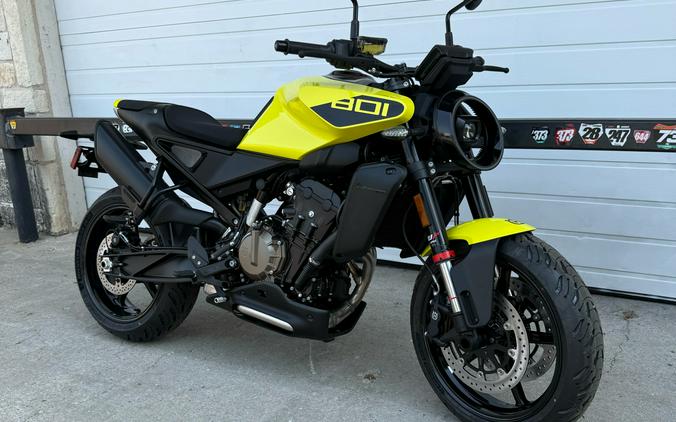 2025 Husqvarna Vitpilen 801