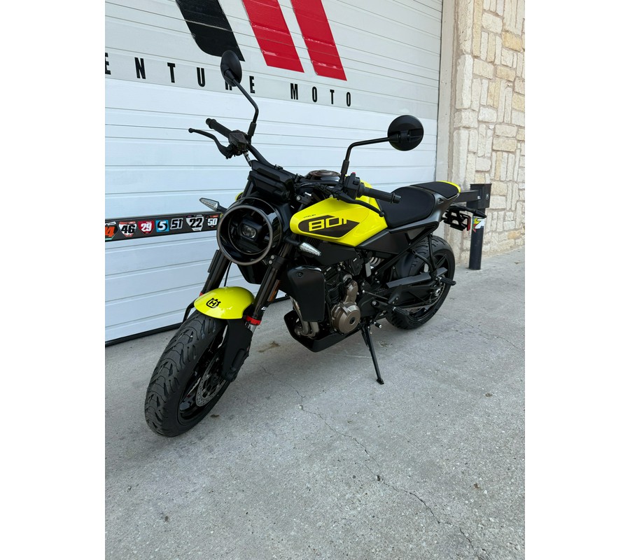 2025 Husqvarna Vitpilen 801