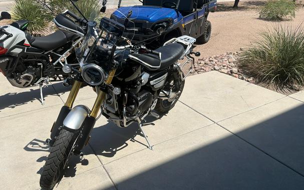 2025 Triumph Scrambler 1200 XE