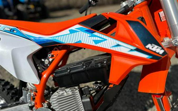 2023 KTM SX-E 5