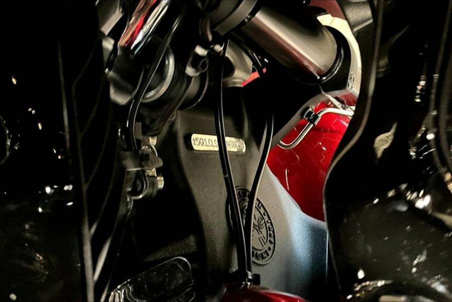 2025 Indian Challenger Limited 112 W/Powerband Audio Sunset R