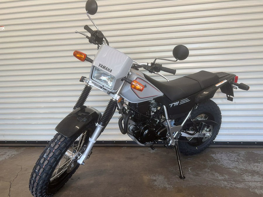 2026 Yamaha TW 200