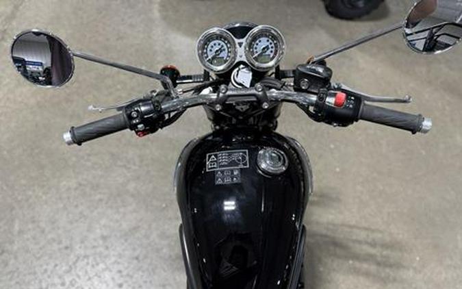 2025 Triumph Bonneville T100