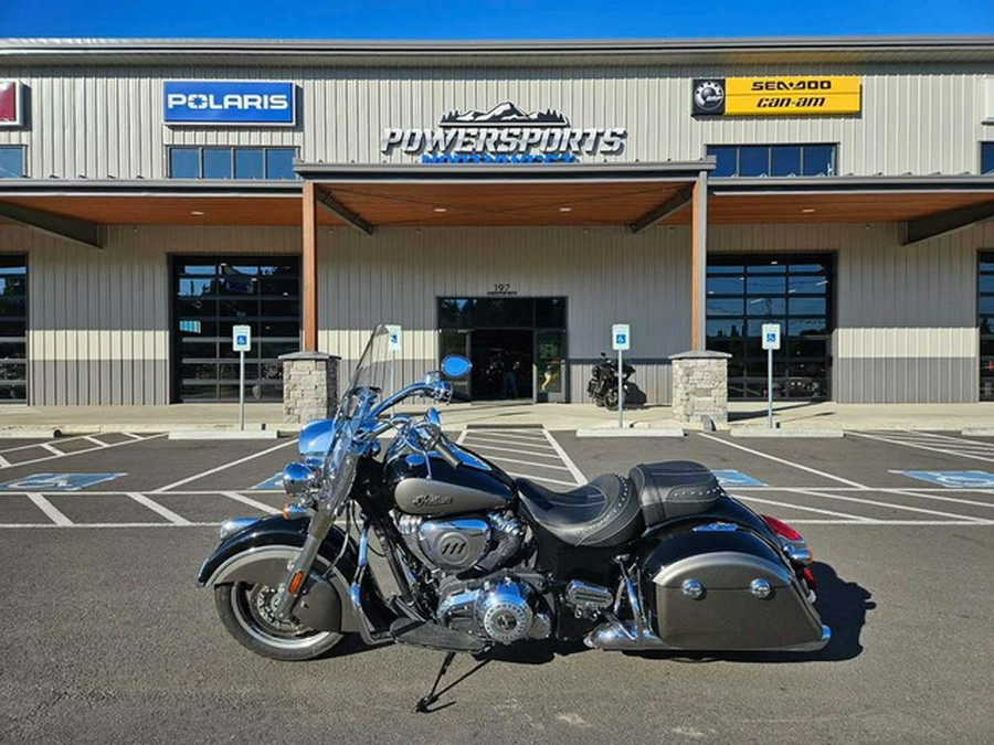2025 Indian Springfield Black Metallic/Heavy Metallic
