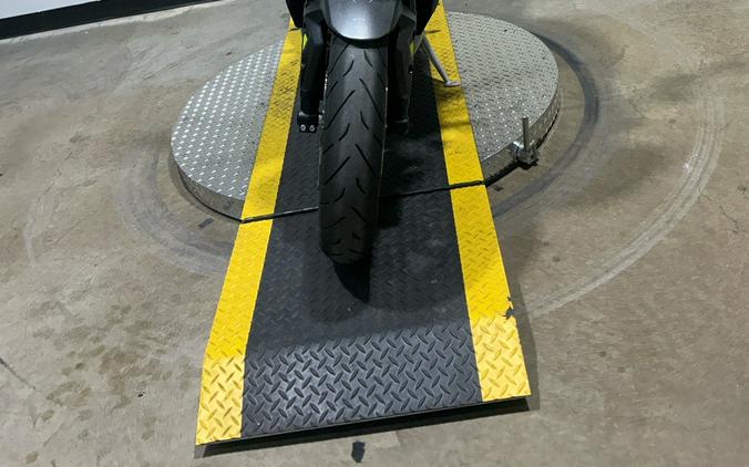 2024 Triumph Street Triple 765 R