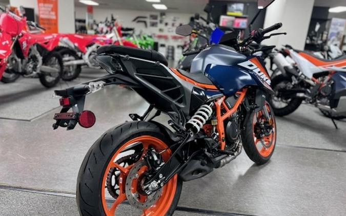 2024 KTM 390 Duke