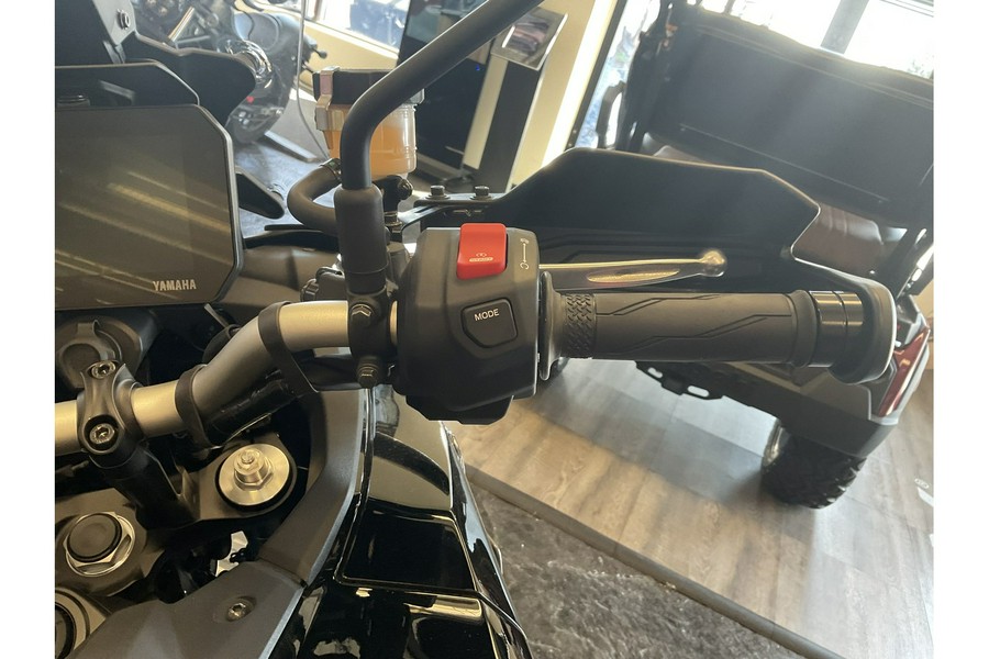 2025 Yamaha TRACER 9